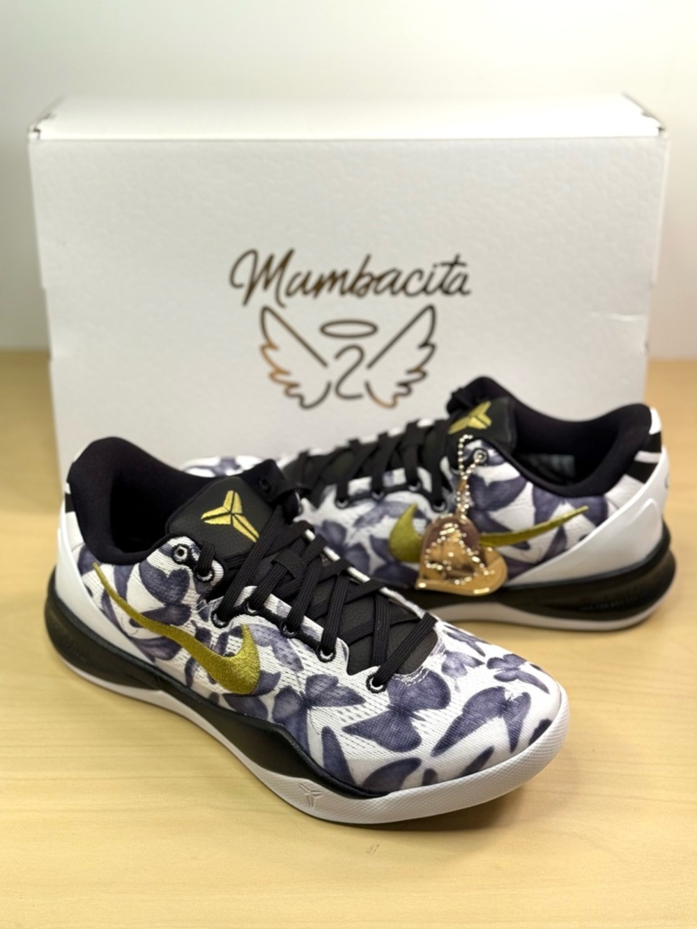 Nike Kobe 8 Protro “Mambacita” 7y / 8.5w OG box and extras